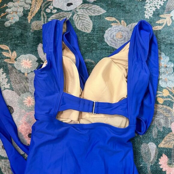 Old Navy Bathing Suit 1X Wrap-Front Secret-Slim Tie-Back Swimsuit One Piece NWT - Picture 4 of 14